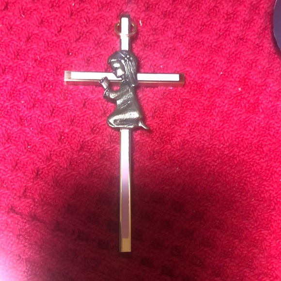 Beautiful Pink Cross with Girl on it - Picture 11 of 12